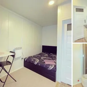 Apartament D-2 Варшава